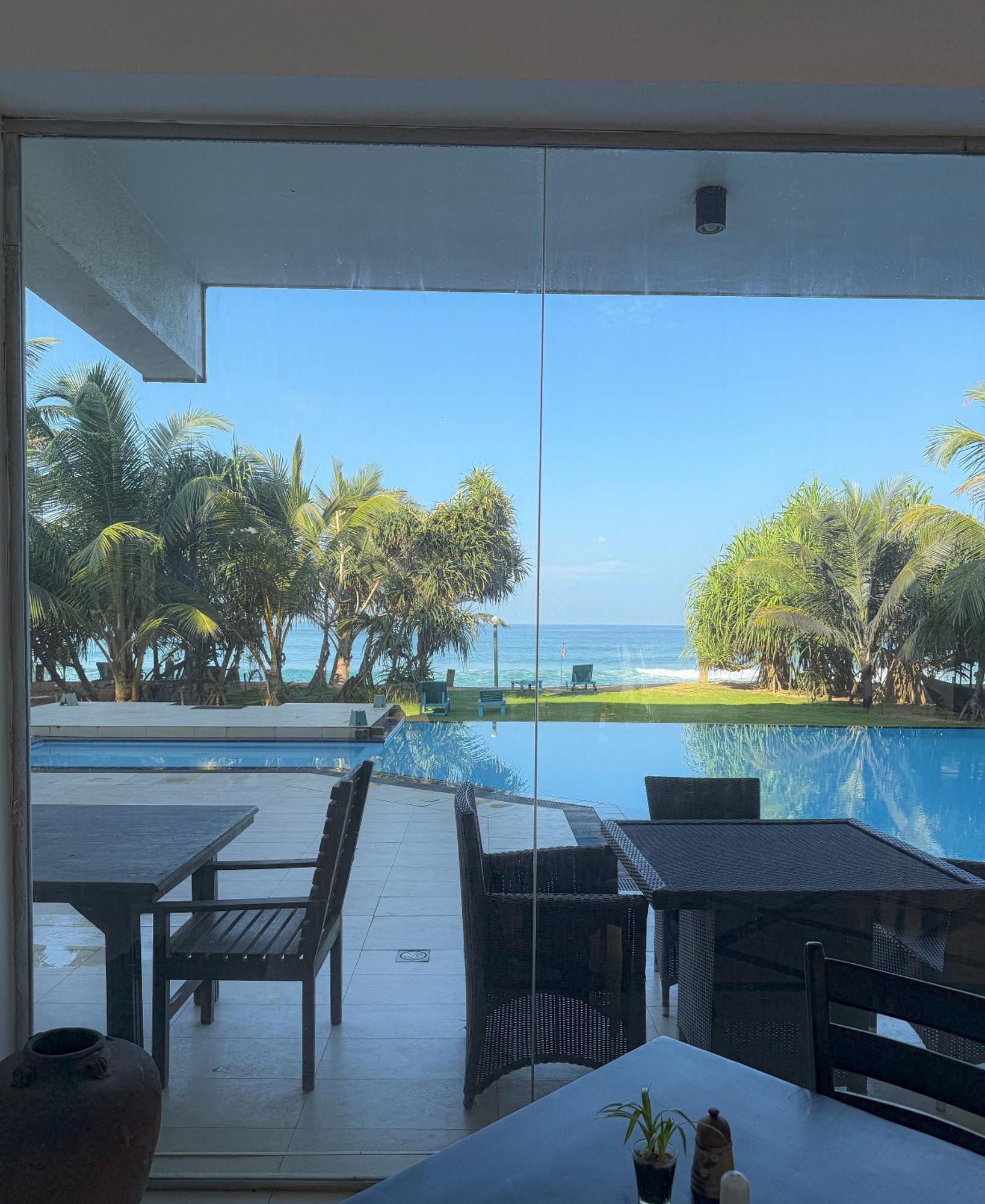 Serendib Beach Hotel Bentota Eksteriør billede