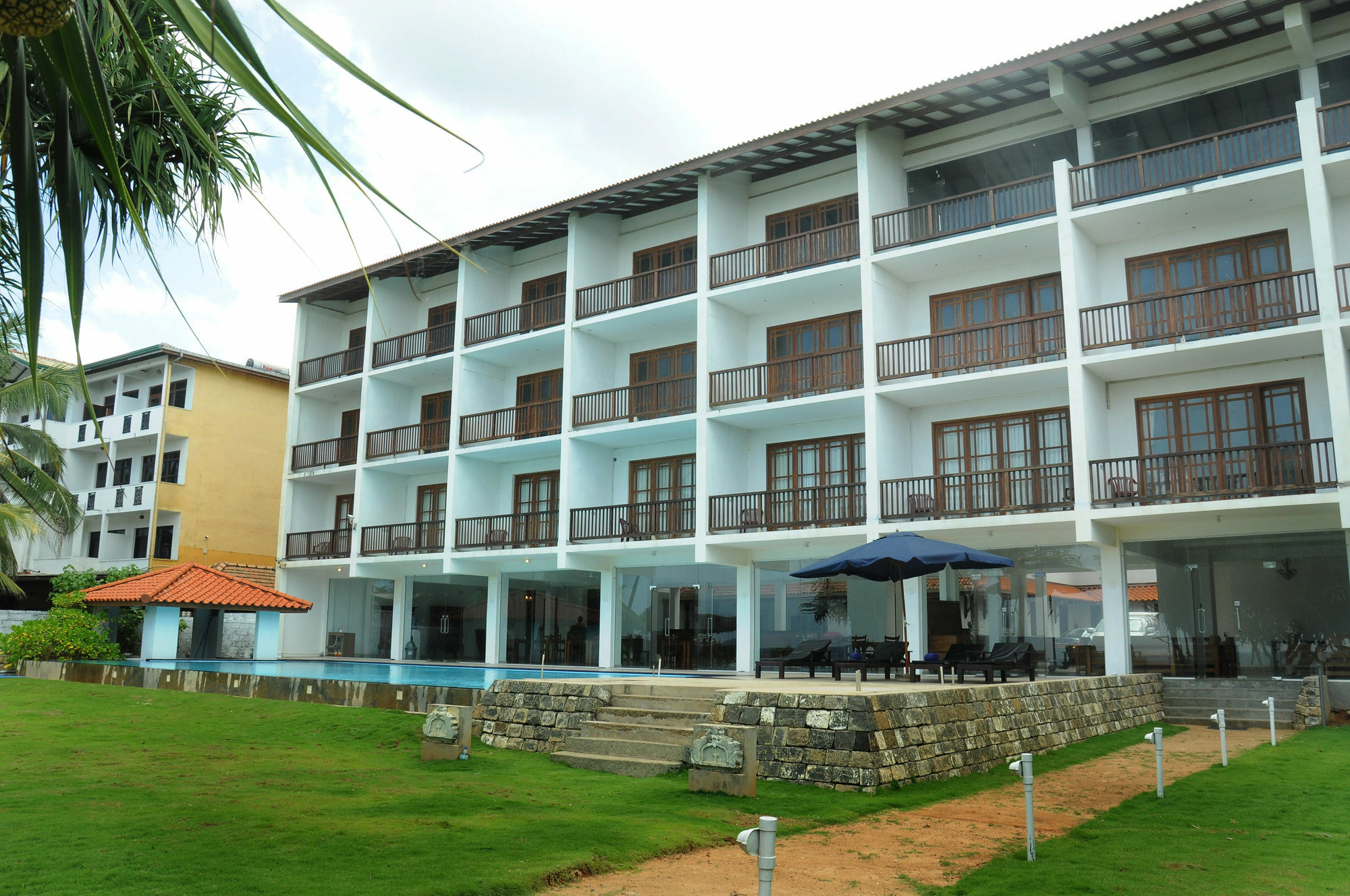 Serendib Beach Hotel Bentota Eksteriør billede